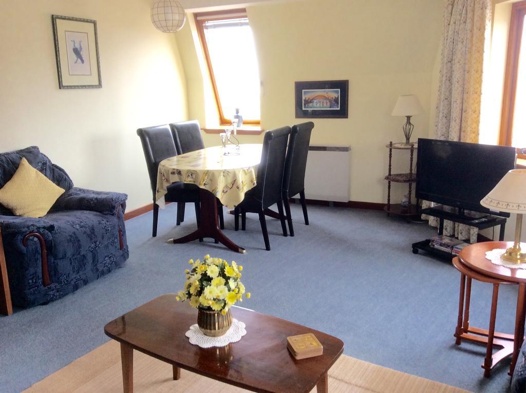 Connel Court Apartments Inverness Extérieur photo